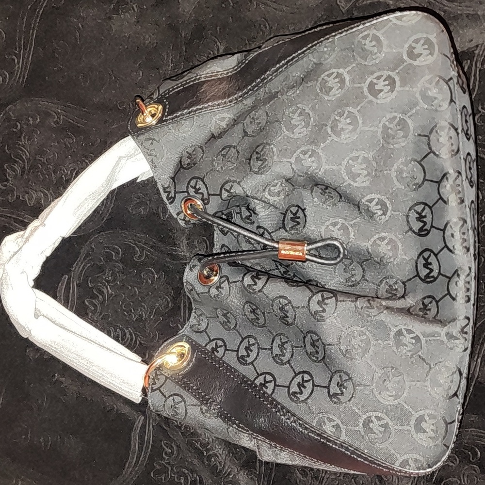 Michael Kors NWT Ludlow handbag